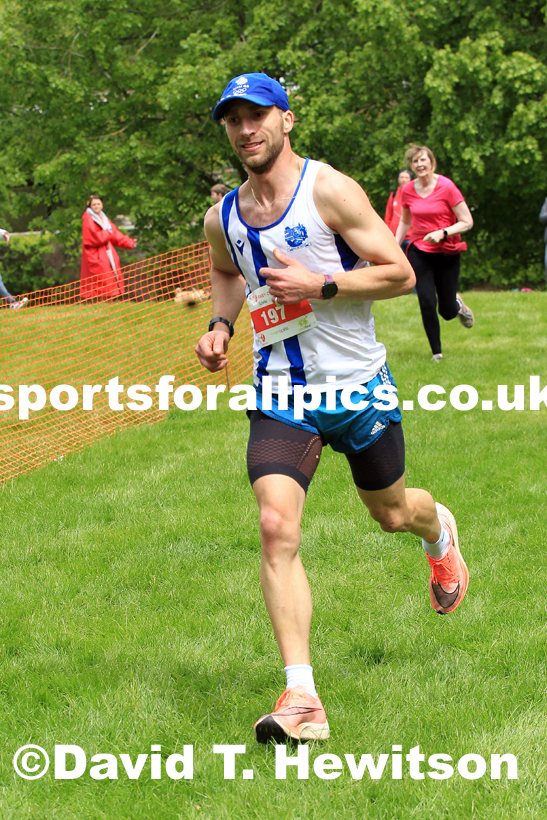 The 2022 Raby Caste 10k Road Race, County Durham. Photo: David T. Hewitson/Sports for All Pics